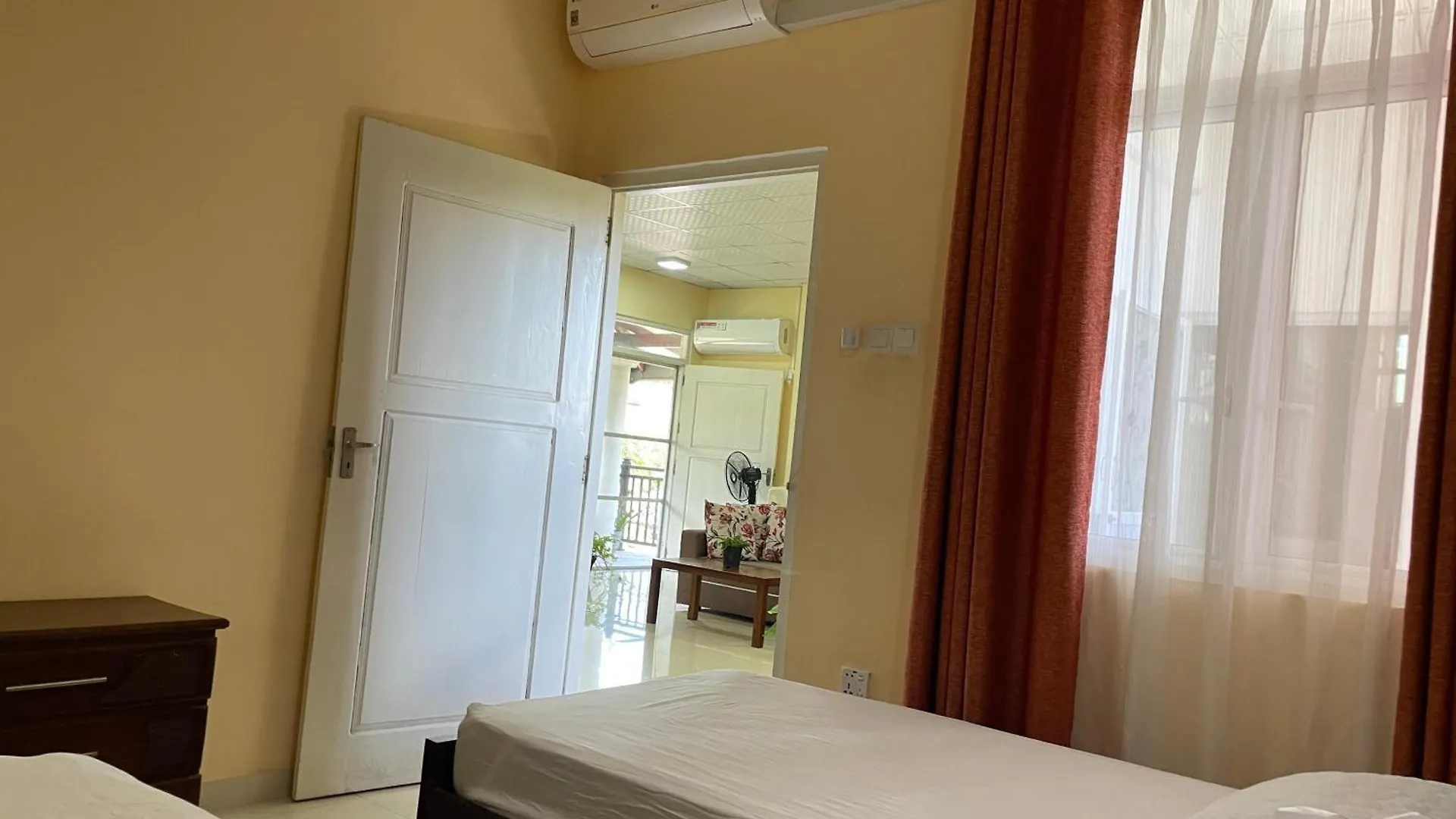 Negombo Win Villa
